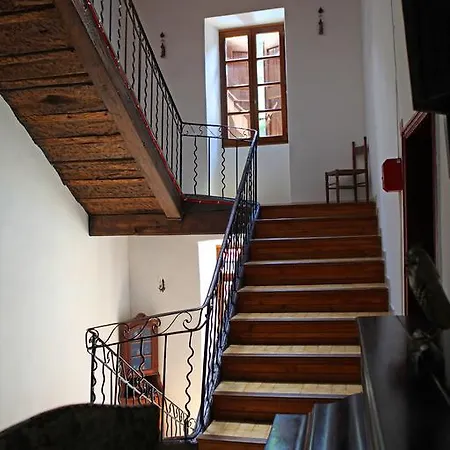 Les Bruyeres Hotel