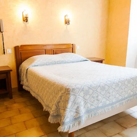 Les Bruyeres Hotel